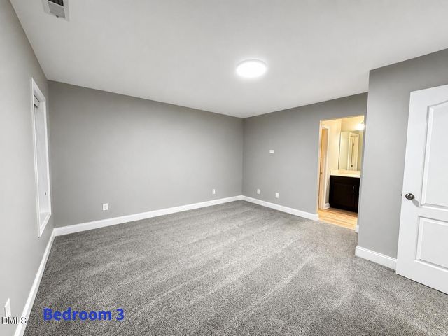 87 Coopers Creek Avenue, Spring Lake, NC 28390