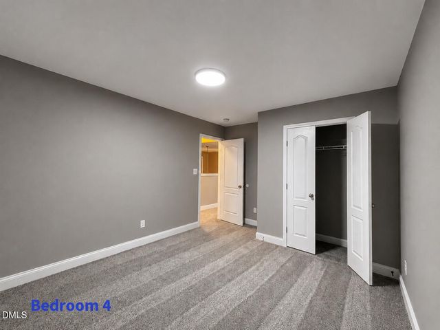 87 Coopers Creek Avenue, Spring Lake, NC 28390