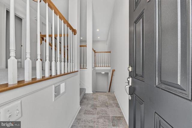 46183 CECIL TER, Sterling, VA 20165