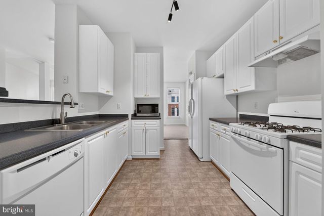 46183 CECIL TER, Sterling, VA 20165