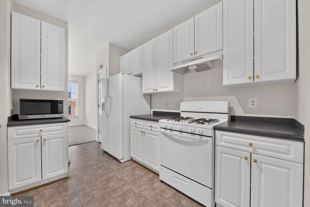 46183 CECIL TER, Sterling, VA 20165