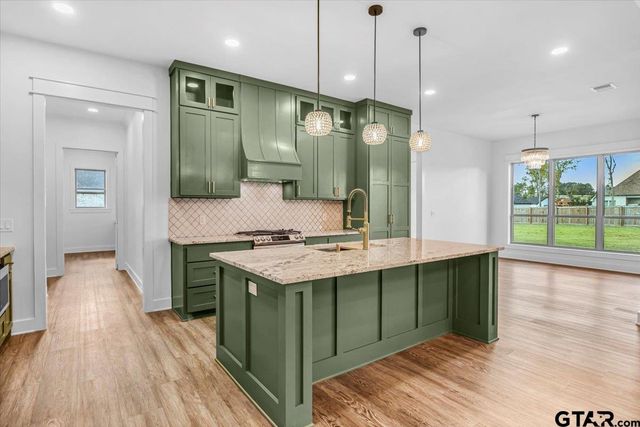 12301 Harlon, Flint, TX 75762