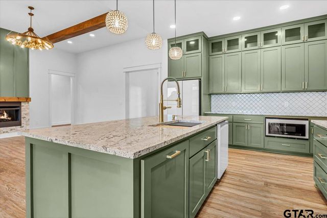 12301 Harlon, Flint, TX 75762