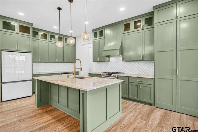 12301 Harlon, Flint, TX 75762