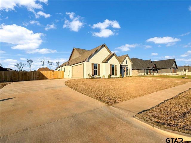 12301 Harlon, Flint, TX 75762