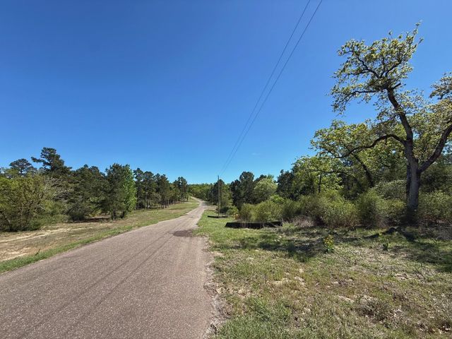 10 ac Cr 2926, Buffalo, TX 75831