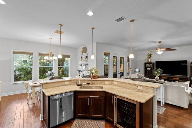 1504 S OBRAPIA STREET, Tampa, FL 33629