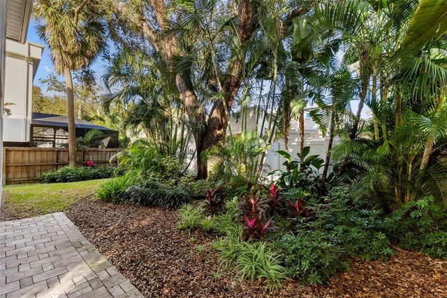 1504 S OBRAPIA STREET, Tampa, FL 33629