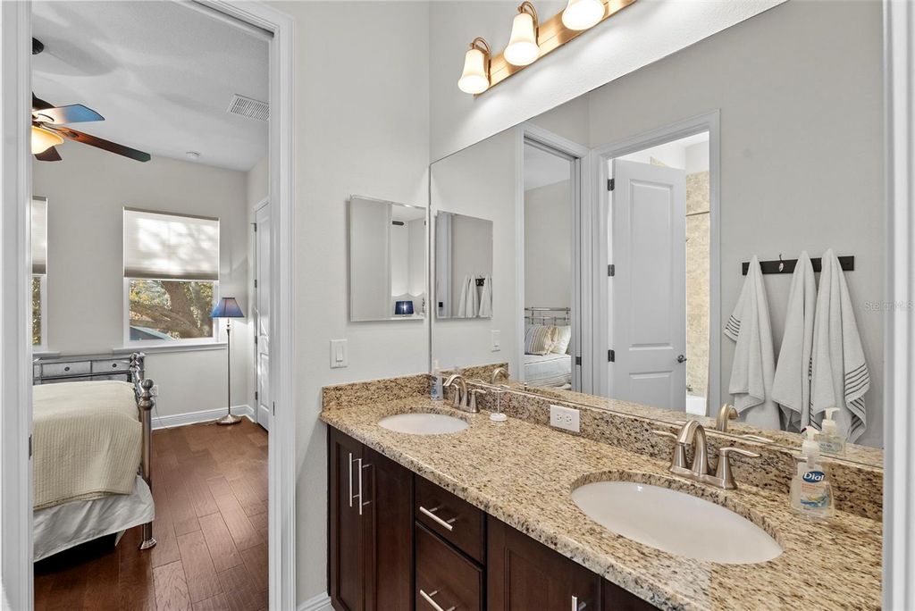 Image 35 of property listing at 1504 S OBRAPIA STREET, Tampa, FL 33629