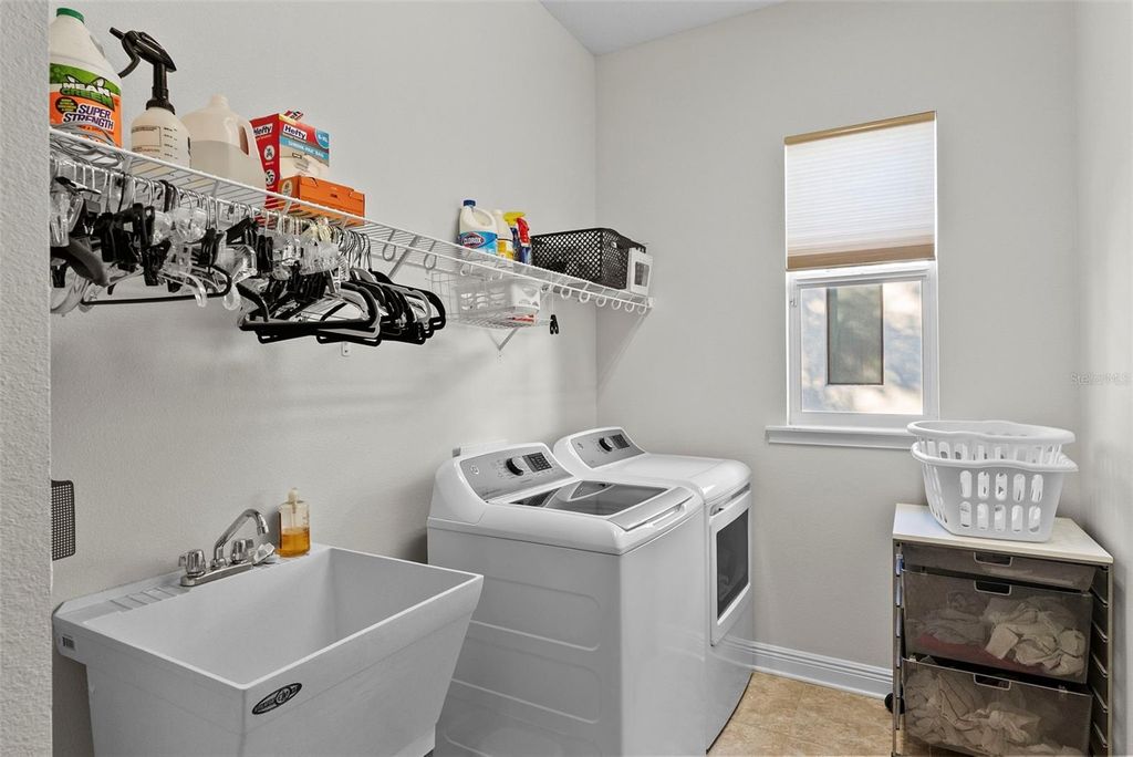 Image 44 of property listing at 1504 S OBRAPIA STREET, Tampa, FL 33629