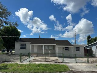 3500 NW 12th St, Miami, FL 33125