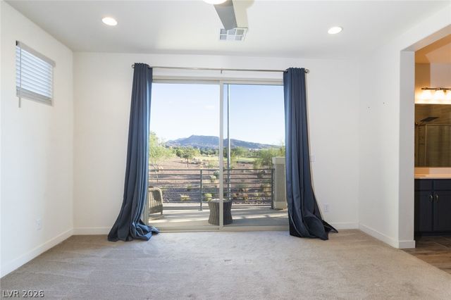 920 East Sunset Road, Henderson, NV 89011