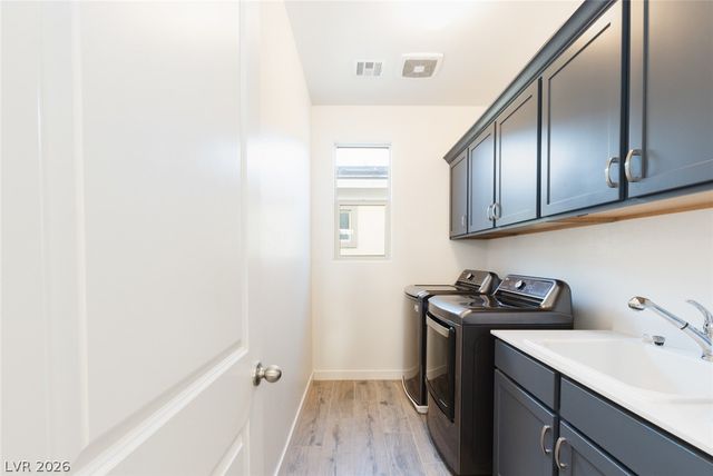920 East Sunset Road, Henderson, NV 89011