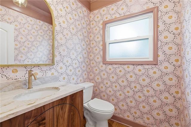 4113 W 67th Street, Prairie Village, KS 66208
