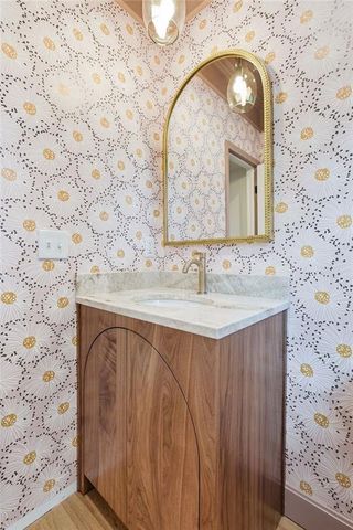 4113 W 67th Street, Prairie Village, KS 66208