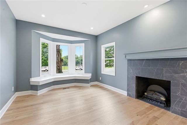 4113 W 67th Street, Prairie Village, KS 66208
