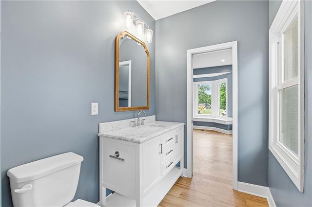 4113 W 67th Street, Prairie Village, KS 66208