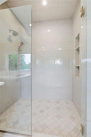 4113 W 67th Street, Prairie Village, KS 66208