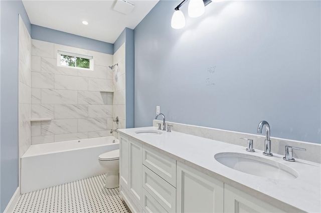 4113 W 67th Street, Prairie Village, KS 66208