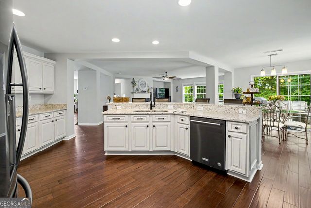 15 Nash Lane, Newnan, GA 30263