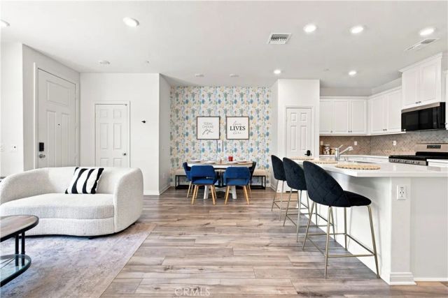 3961 E Huntington Street, Ontario, CA 91761