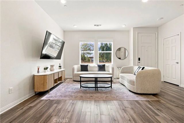 3961 E Huntington Street, Ontario, CA 91761