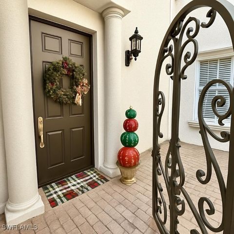 3695 Montreux LN 201, Naples, FL 34114