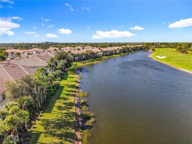 3695 Montreux LN 201, Naples, FL 34114