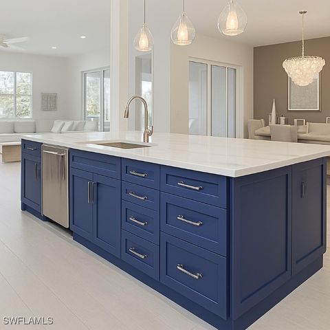 3695 Montreux LN 201, Naples, FL 34114