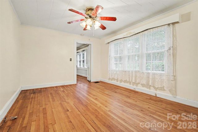 515 N Hill Street, Dallas, NC 28034