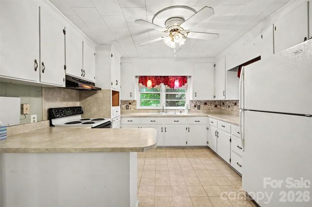 515 N Hill Street, Dallas, NC 28034