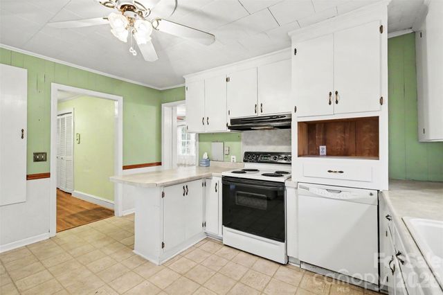 515 N Hill Street, Dallas, NC 28034