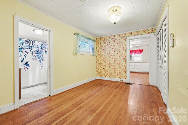 515 N Hill Street, Dallas, NC 28034