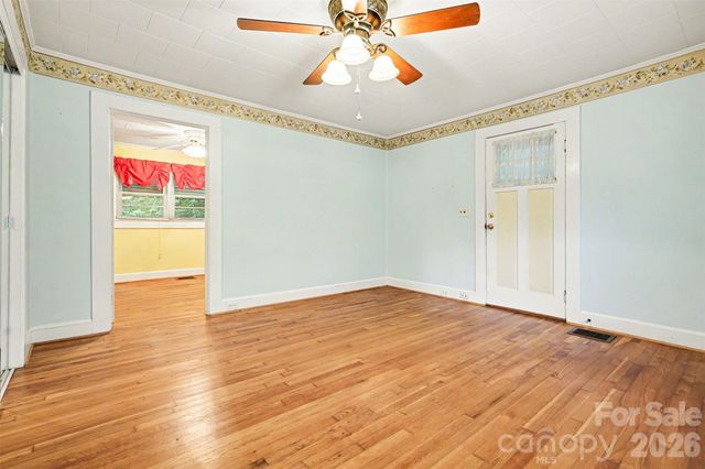 515 N Hill Street, Dallas, NC 28034