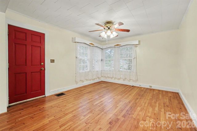 515 N Hill Street, Dallas, NC 28034