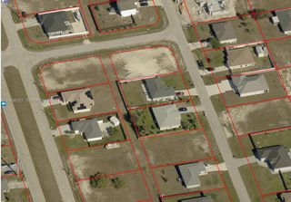 2129 Santa Barbara Boulevard N, Cape Coral, FL 33993