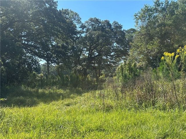 8916 Alba Street W, Bayou La Batre, AL 36509