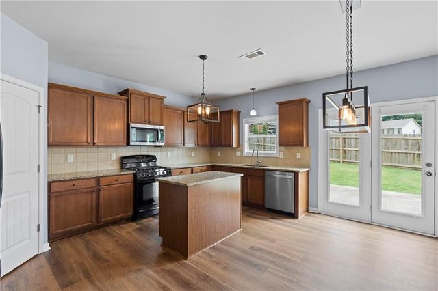 3424 Edenridge Court, Buford, GA 30519