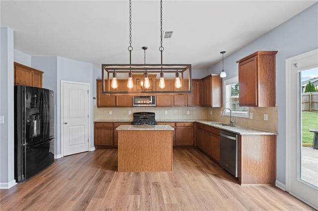3424 Edenridge Court, Buford, GA 30519