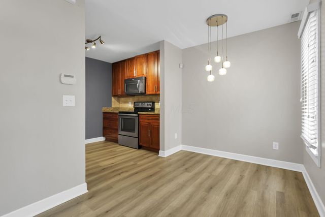 201 W 2nd Avenue, Columbus, OH 43201