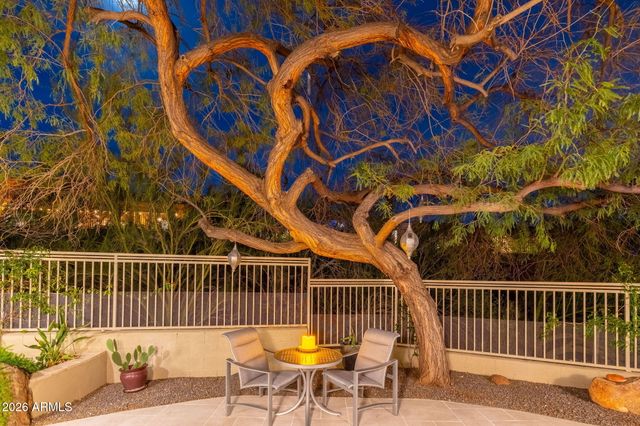 13826 E GAIL Road, Scottsdale, AZ 85259