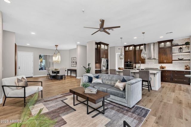 13826 E GAIL Road, Scottsdale, AZ 85259