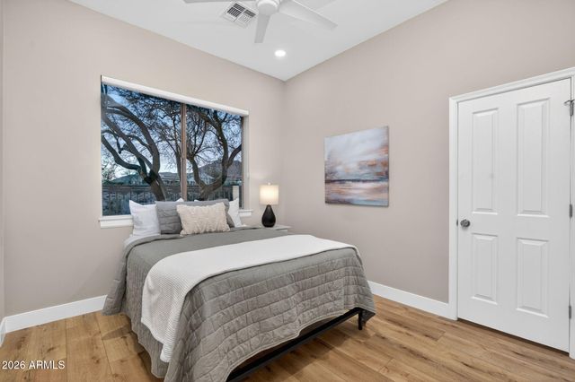 13826 E GAIL Road, Scottsdale, AZ 85259