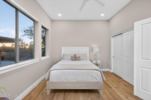 13826 E GAIL Road, Scottsdale, AZ 85259