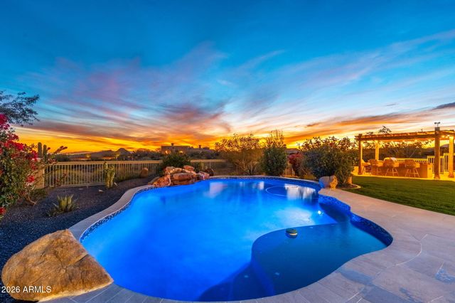 13826 E GAIL Road, Scottsdale, AZ 85259