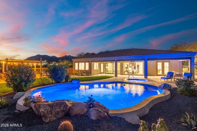 13826 E GAIL Road, Scottsdale, AZ 85259