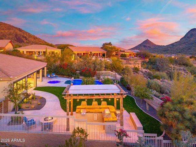 13826 E GAIL Road, Scottsdale, AZ 85259