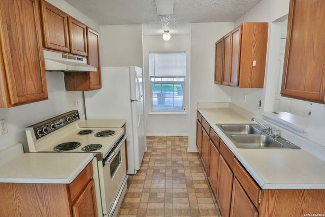 1815 Big Rock, San Antonio, TX 78227