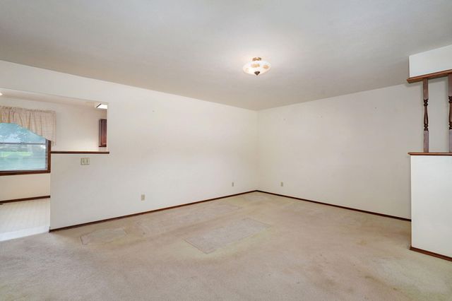 2060 North Marion Avenue, Springfield, MO 65803