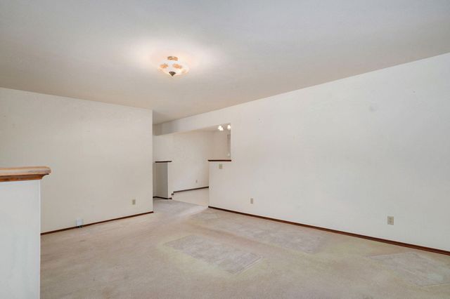 2060 North Marion Avenue, Springfield, MO 65803